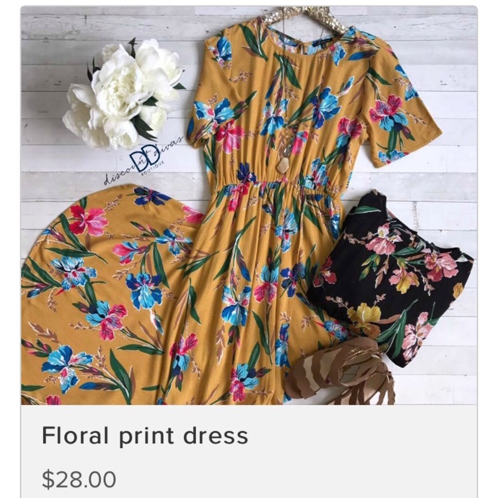NWOT. Floral print dress in Mustard
